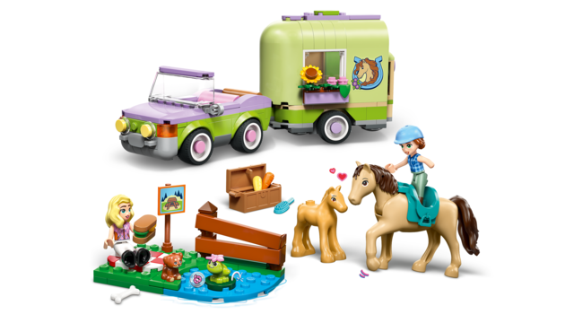 LEGO Horse & Baby Foal Trailer 42695