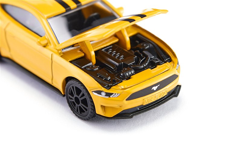 FORD MUSTANG GT - Flemings Department Store