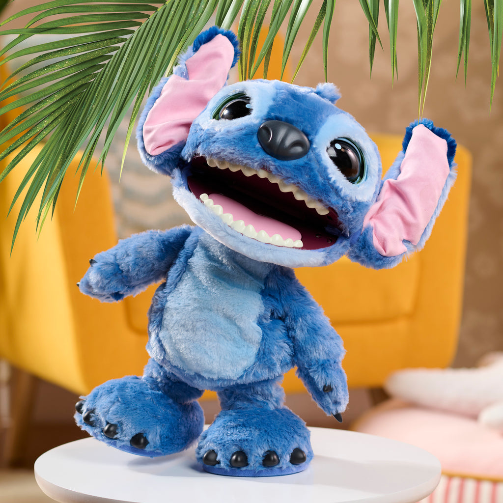 Stitch in a Hawaii Setting