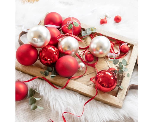 Set of 16 shiny and matt red Christmas baubles – 8cm glass tree decorations