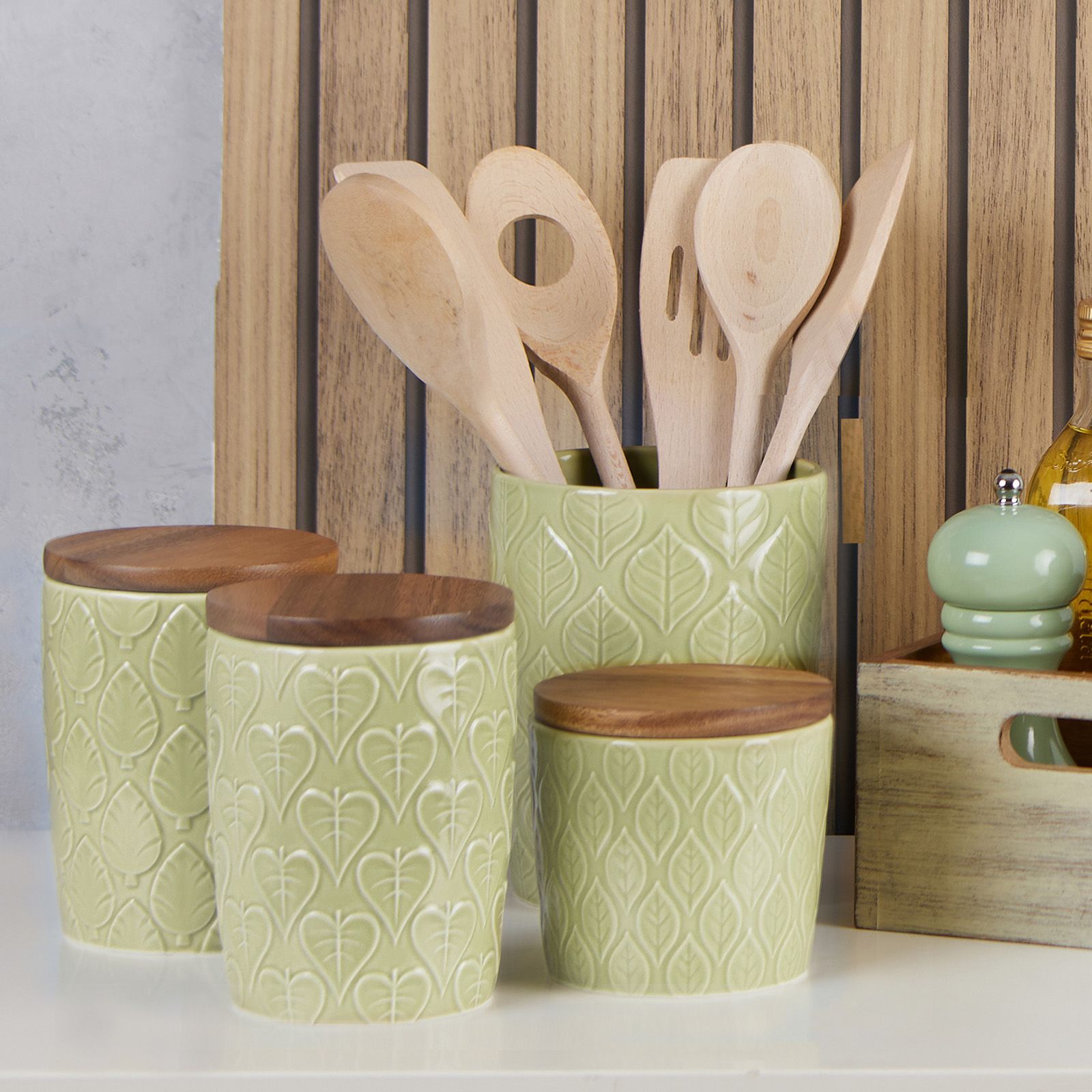 Green House Heart Leaf Store Jar With Rustic Acacia Lid - Flemings Department Store