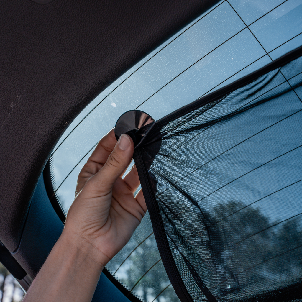 Rear Windscreen Suction Sun Shade