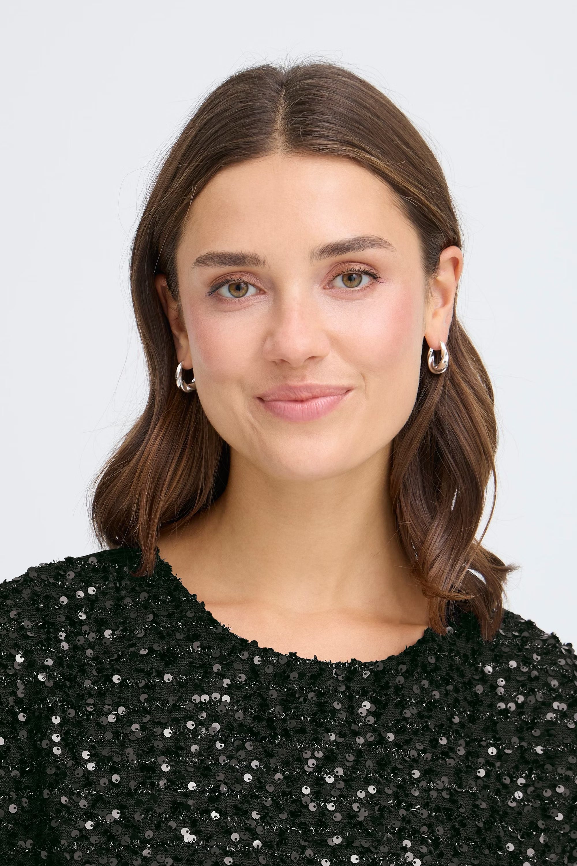 Fransa FRCHARLOTTA Sequin Top – Shimmer Crew-Neck