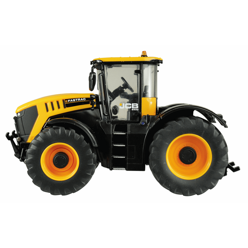 Britains JCB Fastrac 8330 Tractor 1:32 – view 3