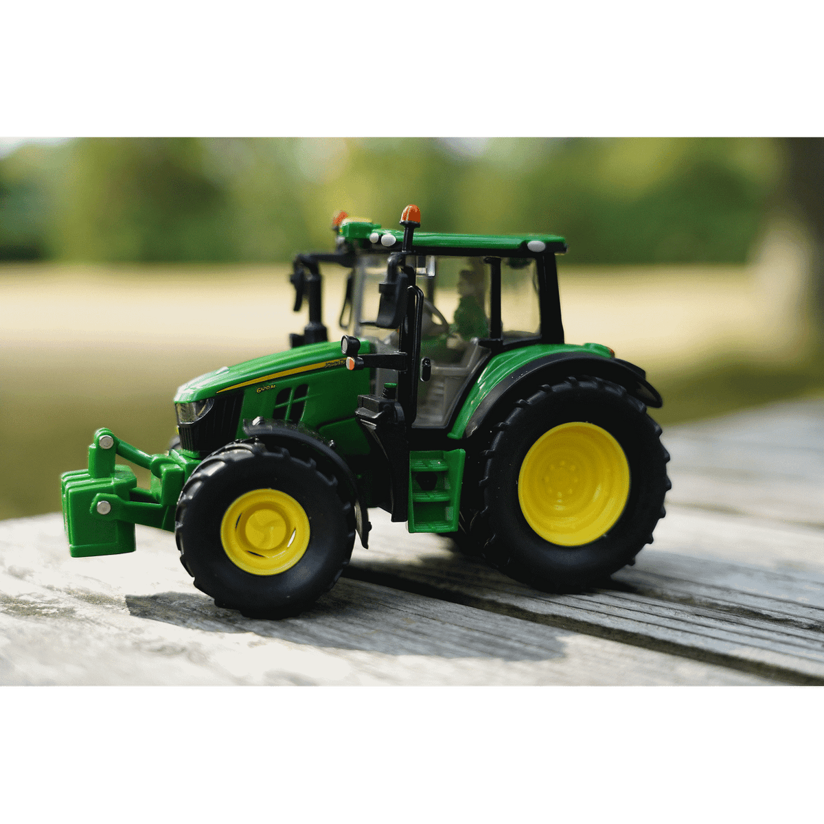 Britains John Deere 6120M Tractor 1:32 – view 8