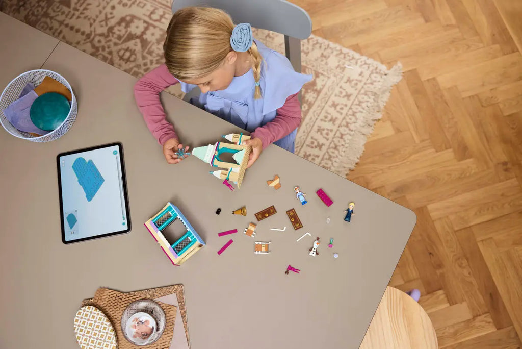 LEGO Disney Frozen Arendelle Castle (43265) – Elsa, Anna & Olaf Playset