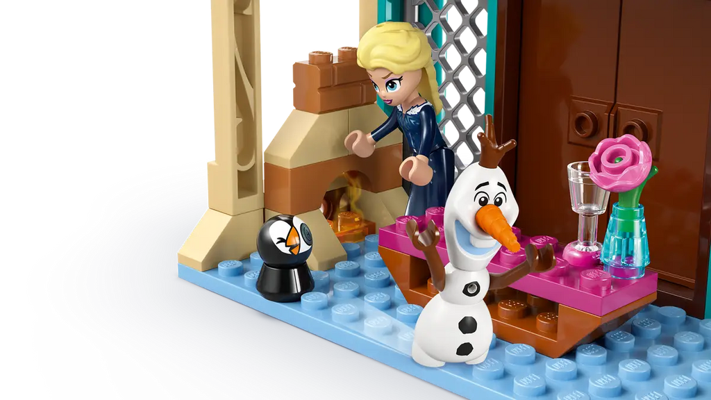 LEGO Disney Frozen Arendelle Castle (43265) – Elsa, Anna & Olaf Playset