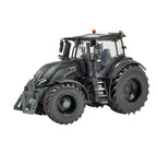 Britains Valtra Q305 Tractor 1:32