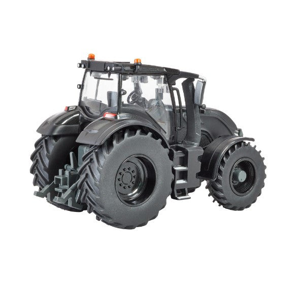 Britains Valtra Q305 Tractor 1:32 – view 3