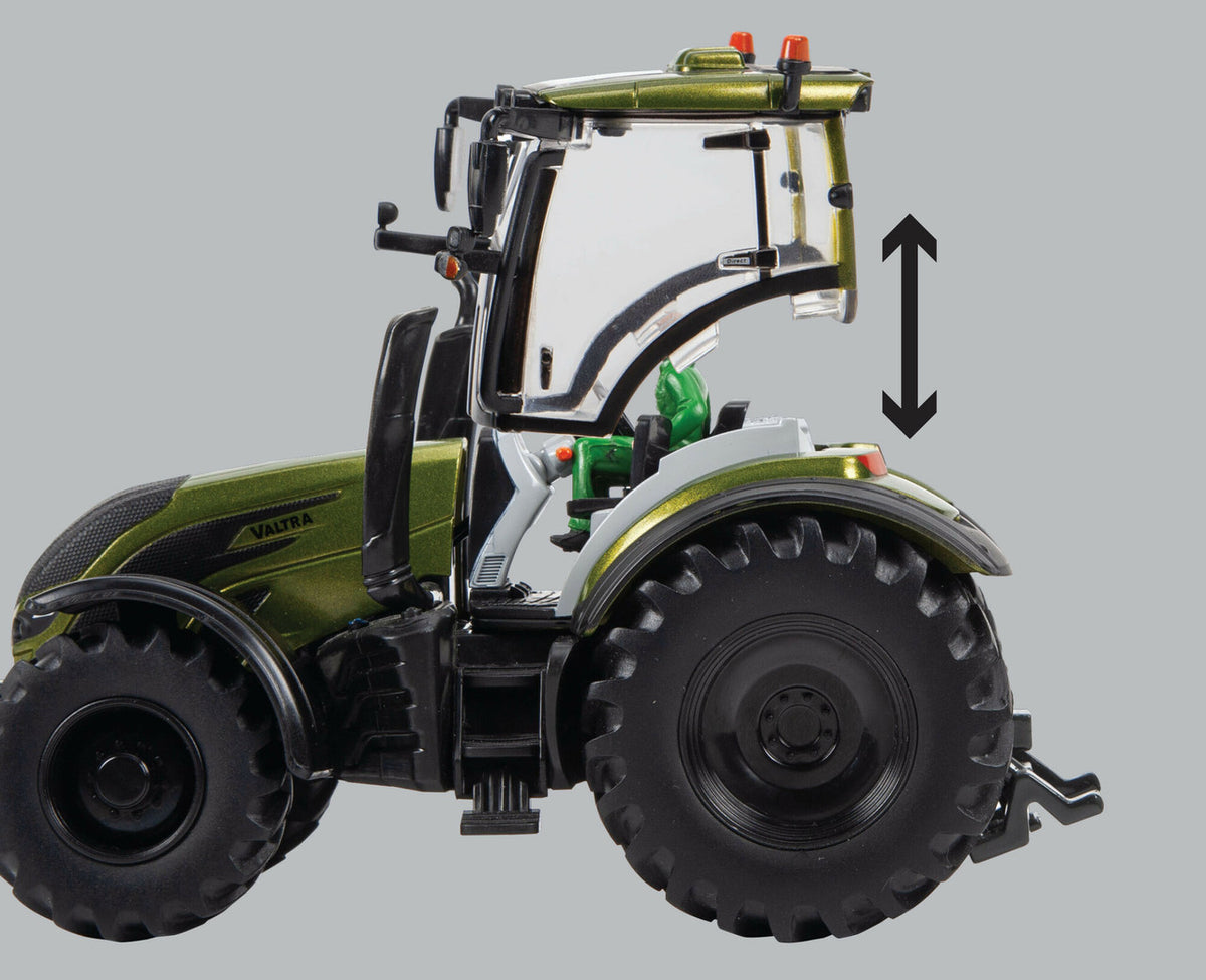 Britains Metallic Olive Green Valtra Playset 1:32 – view 4