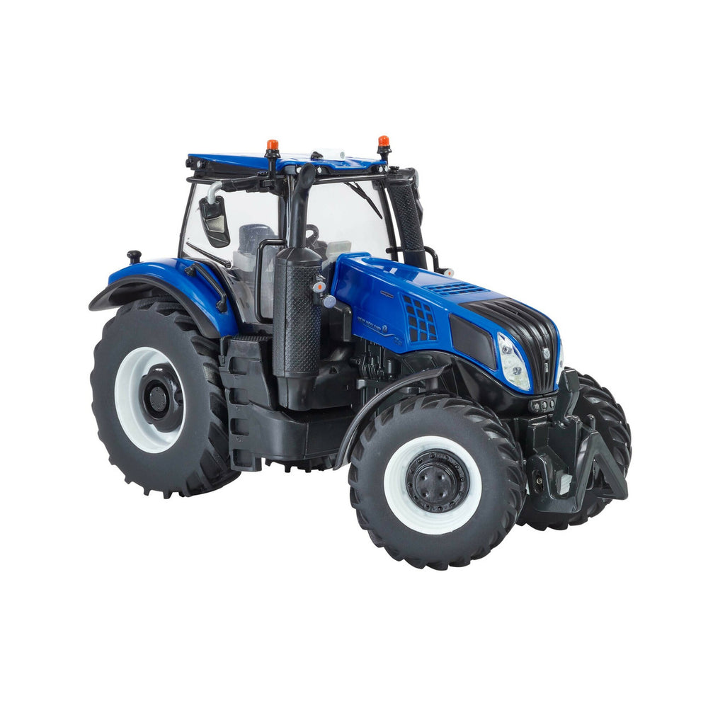 Britains New Holland T8.435 Genesis Tractor 1:32 – view 2