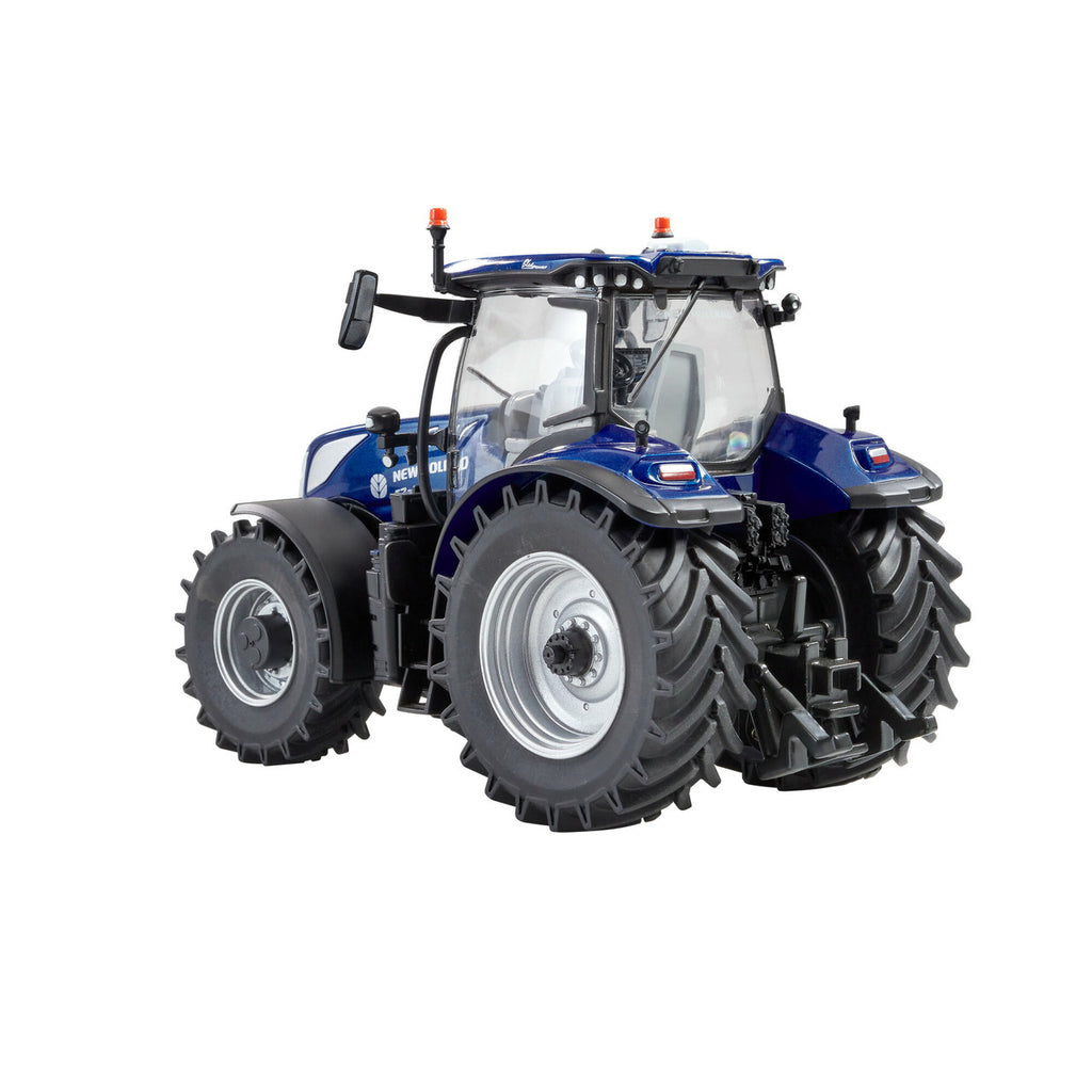 Britains New Holland T7.300 Blue Power Tractor 1:32 – view 3