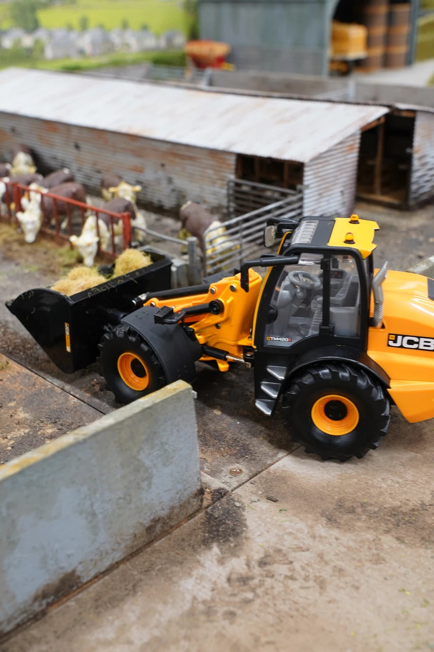Britains JCB TM420S Telescopic Wheel Loader 1:32 – view 8