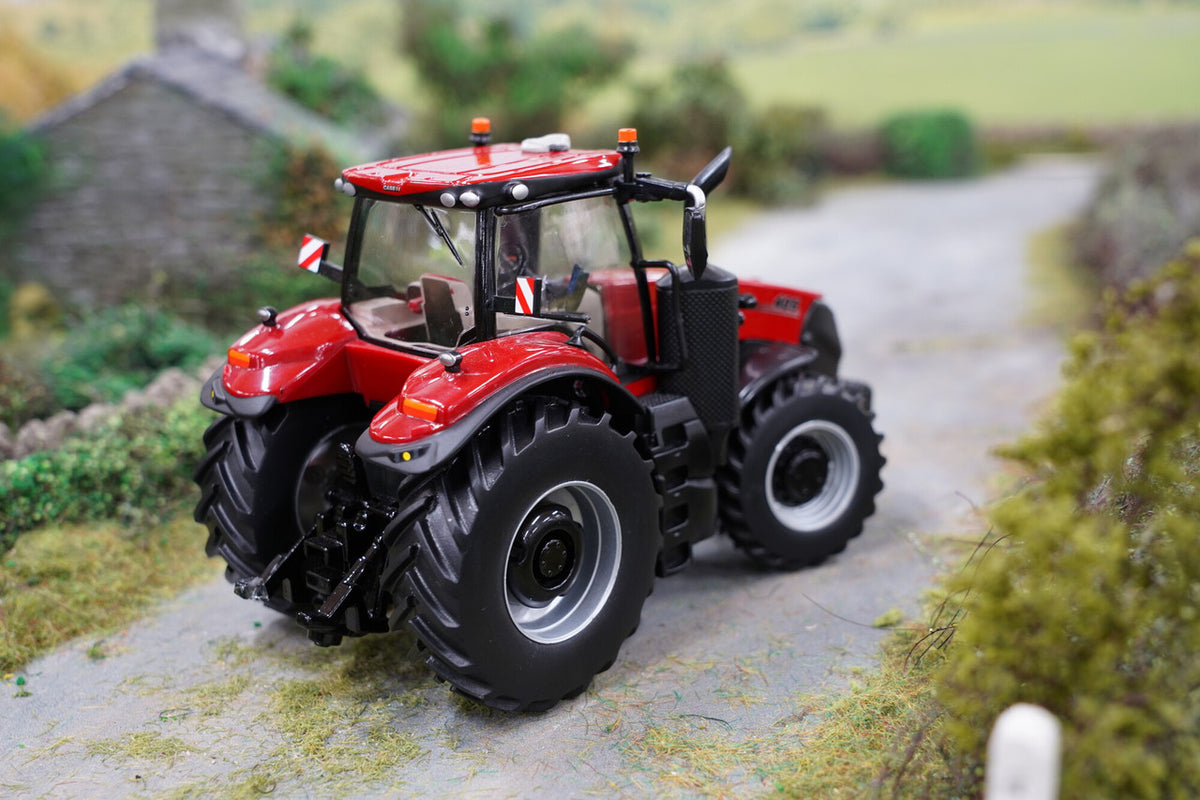 Britains Prestige Collection Case IH Magnum 405 Tractor 1:32 – view 7