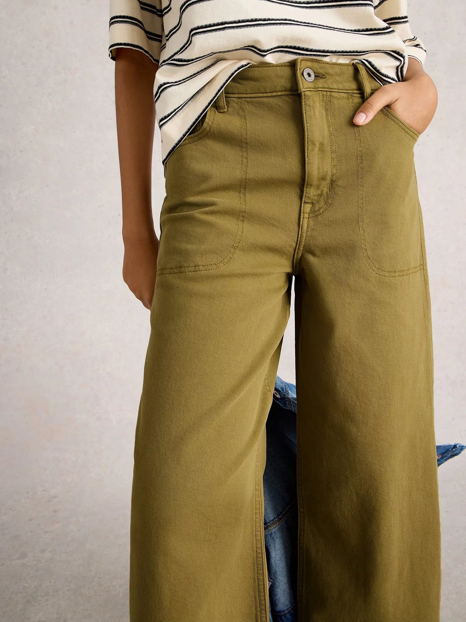 White Stuff - Crop Tia Wide Leg Jean – Khaki Green