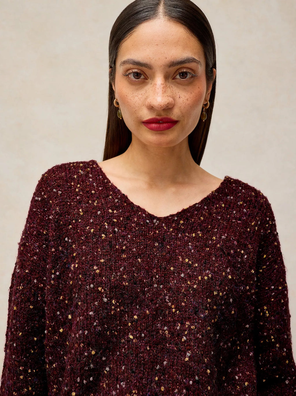 Texture V-Neck Jumper – Dark Plum / Dark Green