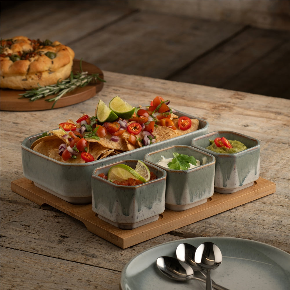 Belleek Living Tivoli Serving Set Bamboo Board detail view