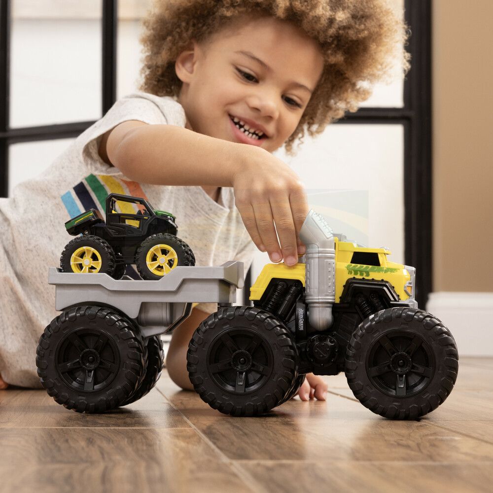 John Deere Monster Treads Roaring Rev Up Hauler – view 13