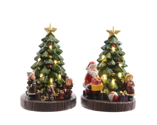 Lumineo LED Christmas scene with children, Santa, and tree – warm white lights, indoor décor, battery powered, 15.5cm polyresin figure