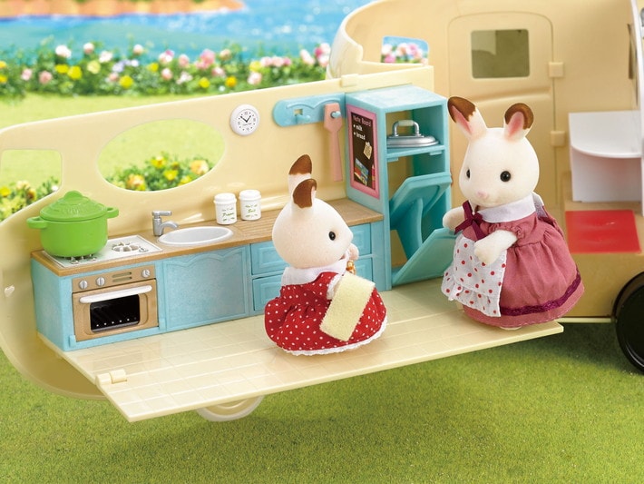 Sylvanian Families The Caravan - image 5