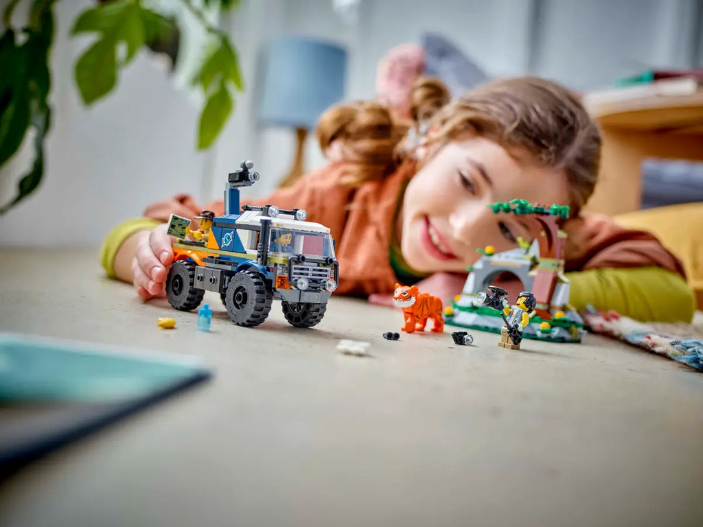 LEGO® City Jungle Explorer Off-Road Truck (60426) – Tiger Adventure Set