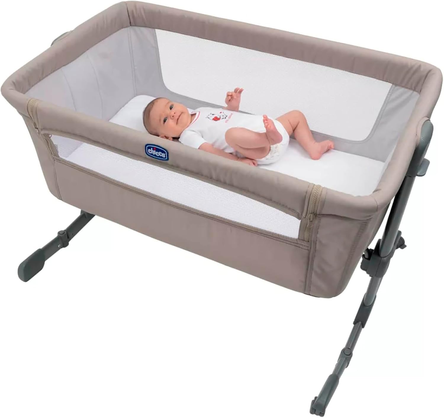 Chicco Next2Me Essential Side-Sleeping Crib – Dune Re-Lux Bedside Crib