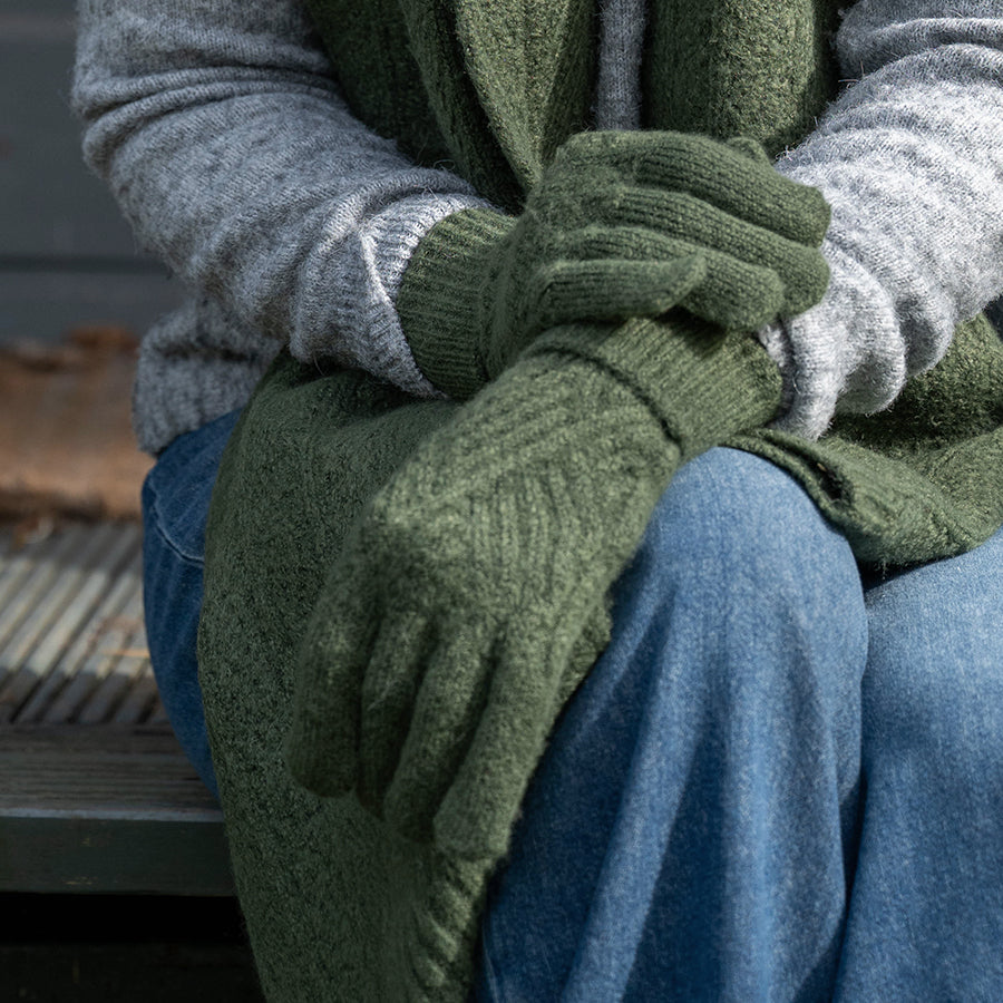 Charlotte Recycled Blend Khaki Cable Knit Gloves