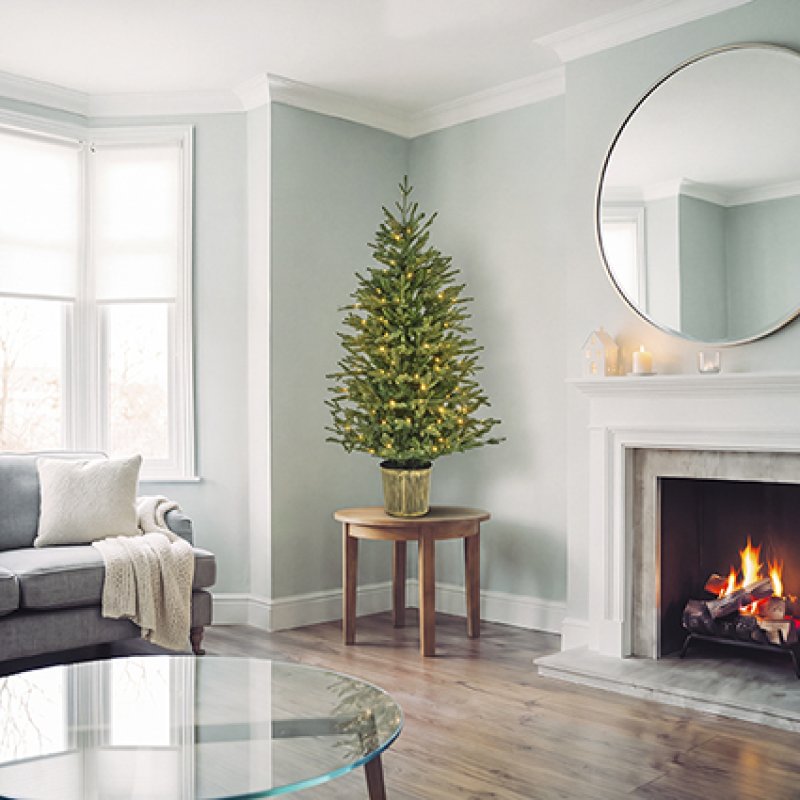 Premier 1.5m (5ft) Pre-Lit Potted Eldon Fir Christmas Tree, 180 LED – view 4