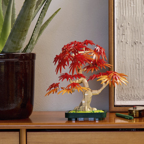 LEGO Japanese Red Maple Bonsai Tree 10348 – product image 3