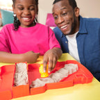 Kinetic Sand Sandy Farm Set – Sensory Play Barn with 340g of Sand & 6 Tools