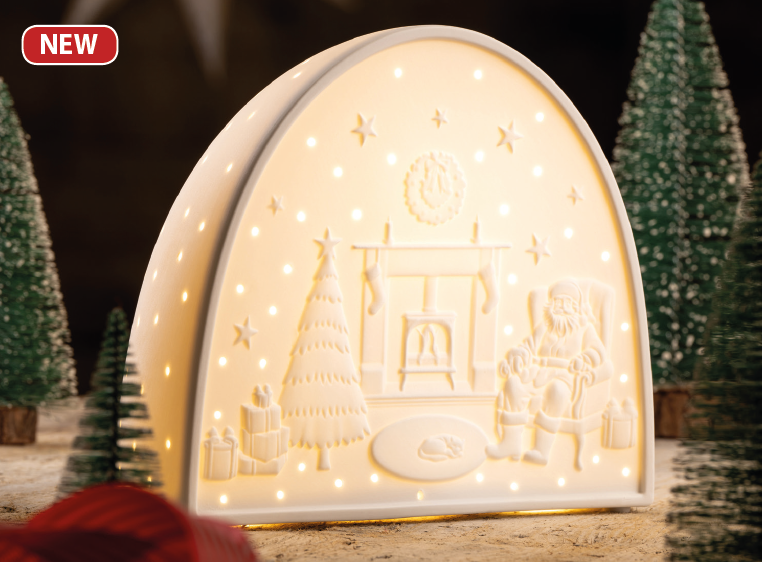 Belleek Living Santa by the Fire ceramic luminaire decoration