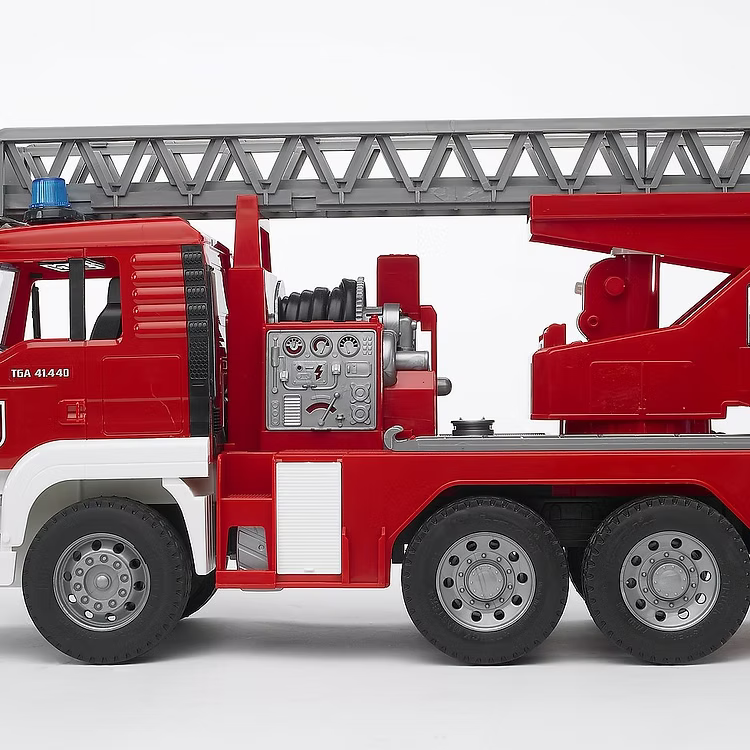 Bruder MAN Fire Engine 1:16 with ladder, water pump and sound module