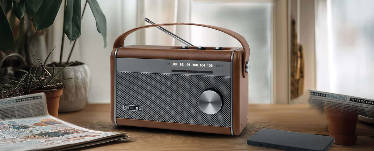 Muse M-098 BR Retro Portable Bluetooth FM Radio – view 5