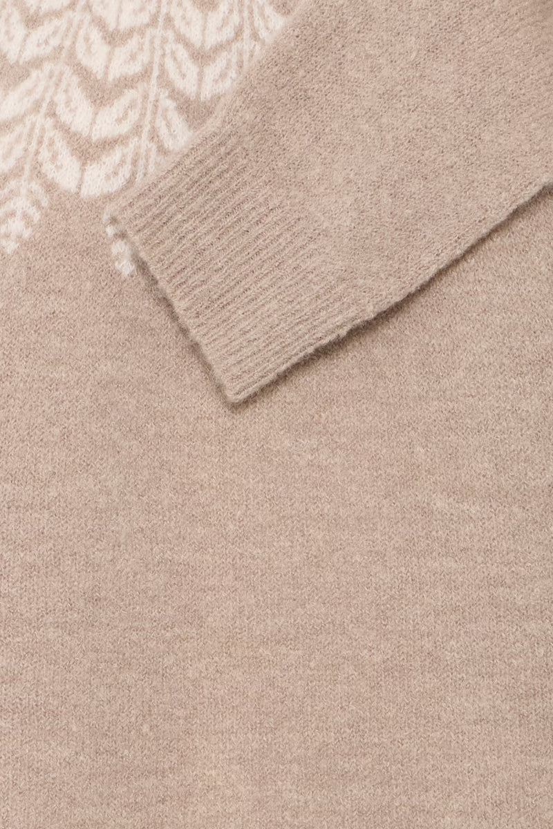 Close-up of Fransa Isabella Pullover Sweater in Moon Rock textured knit jumper