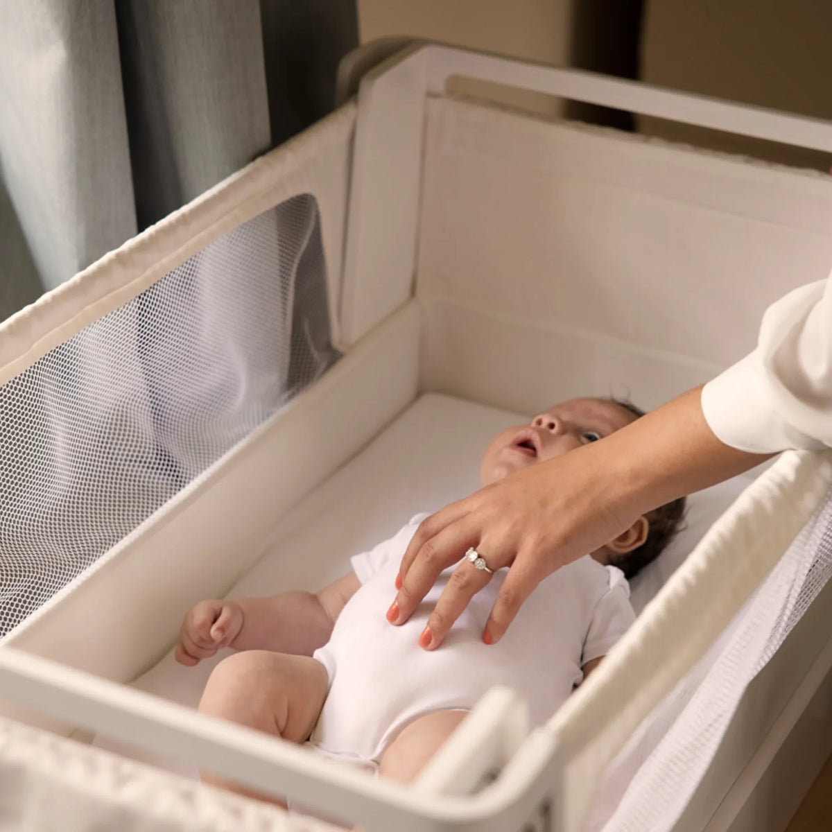 Ex-Display Gaia Baby Hera Bedside Crib
