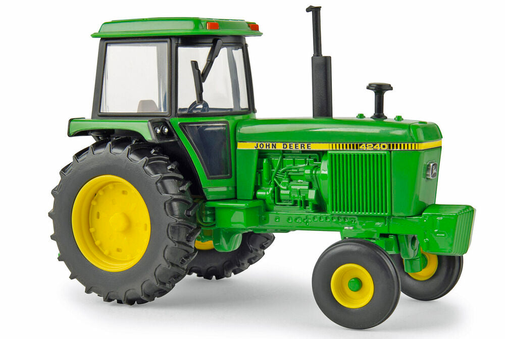 BRITAINS 43376 JOHN DEERE 4240 TRACTOR 1:32 - Flemings Department Store