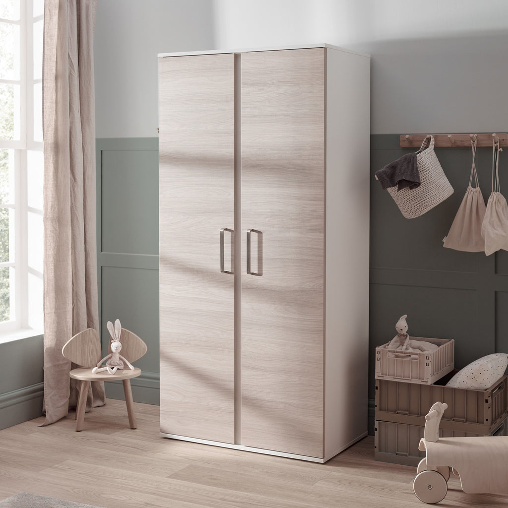 Finchley Oak wardrobe