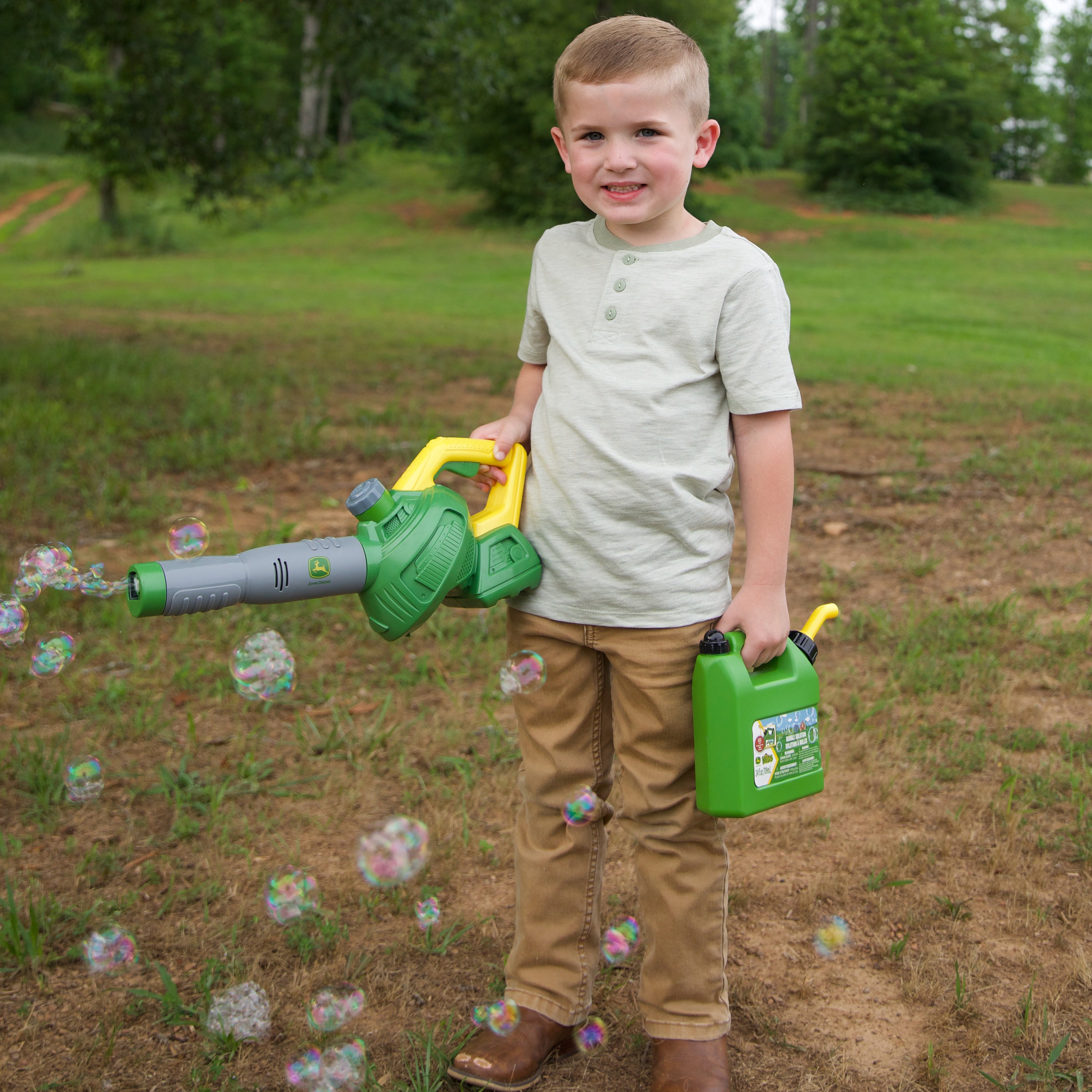 John Deere Kids Leaf Blower & Refill Can