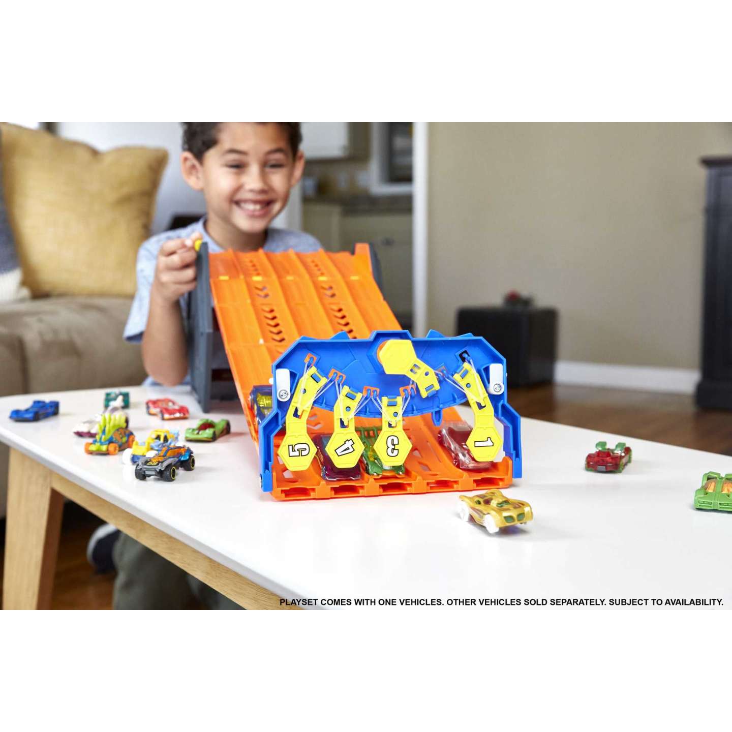 Hot Wheels Roll Out Raceway Track Set