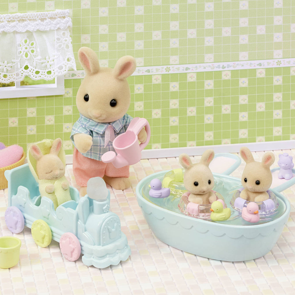 Sylvanian Families Triplets Baby Bathtime Set - image 2