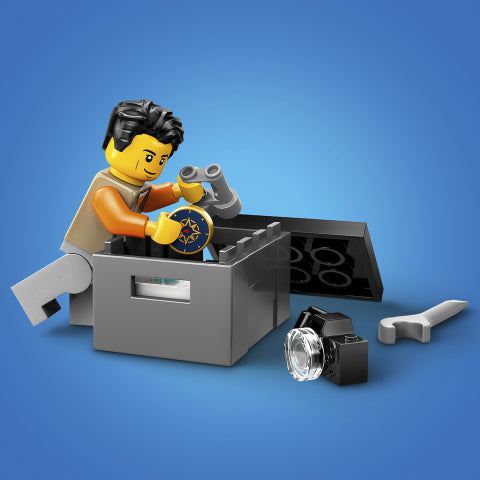 LEGO Off-Road 4x4 Mountain Truck 60447