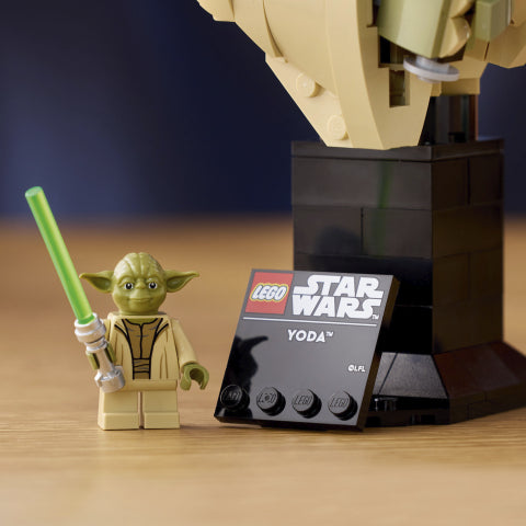 LEGO Yoda Bust 75438 – product image 8