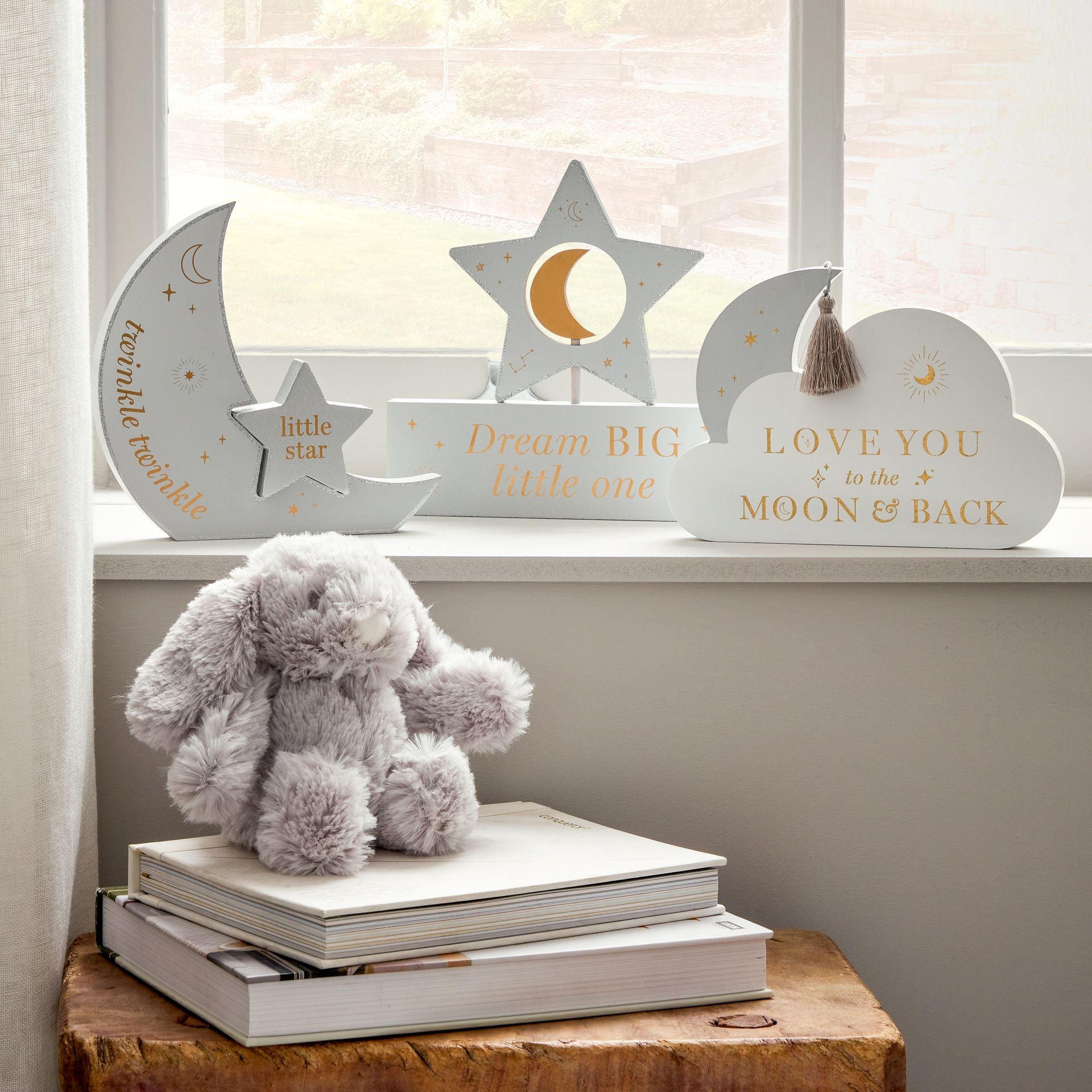BAMBINO WOODEN STAR & MOON PLAQUE "DREAM BIG"