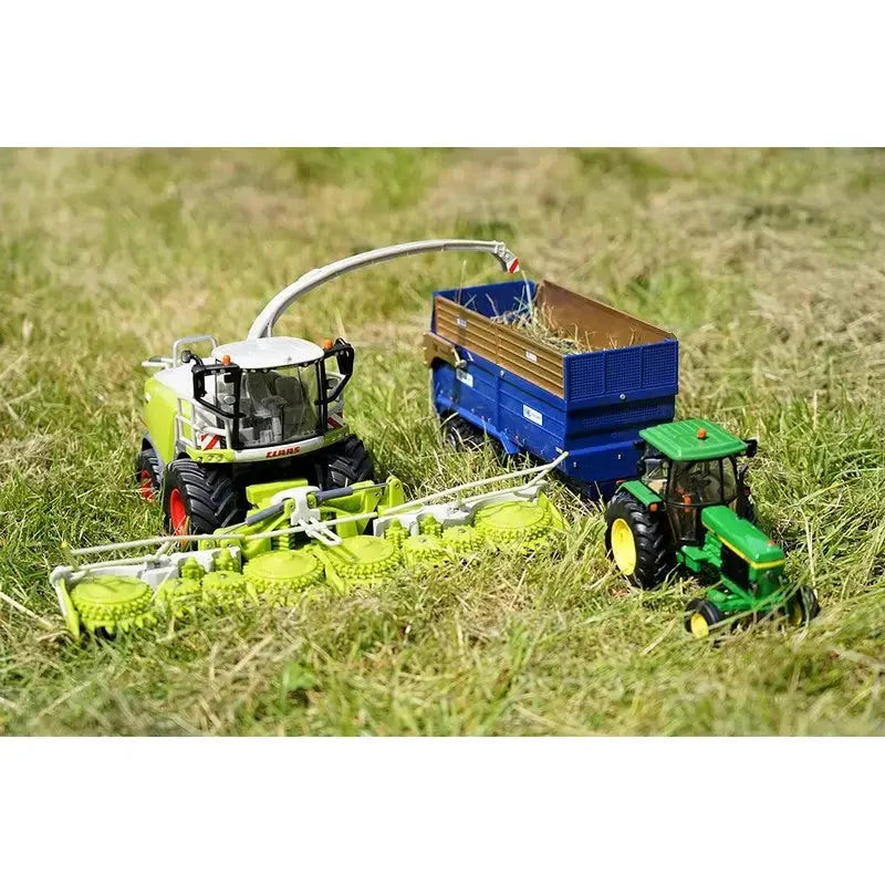 Britains Claas Jaguar 980 Forage Harvester with Orbis 900 Header 1:32 – view 6