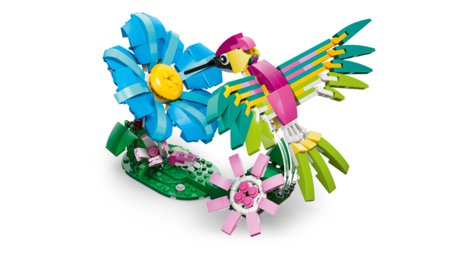 LEGO Wild Animals: Colorful Hummingbird 31384