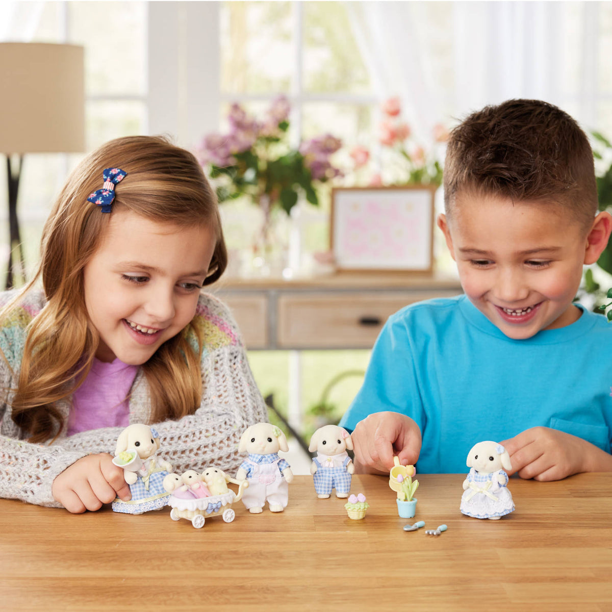 Sylvanian Families Blossom Gardening Set - Flora Rabbit Sister & Brother - image 3
