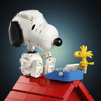 LEGO Peanuts: Snoopy's Doghouse 21368