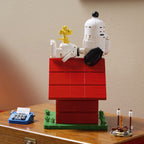 LEGO Peanuts: Snoopy's Doghouse 21368