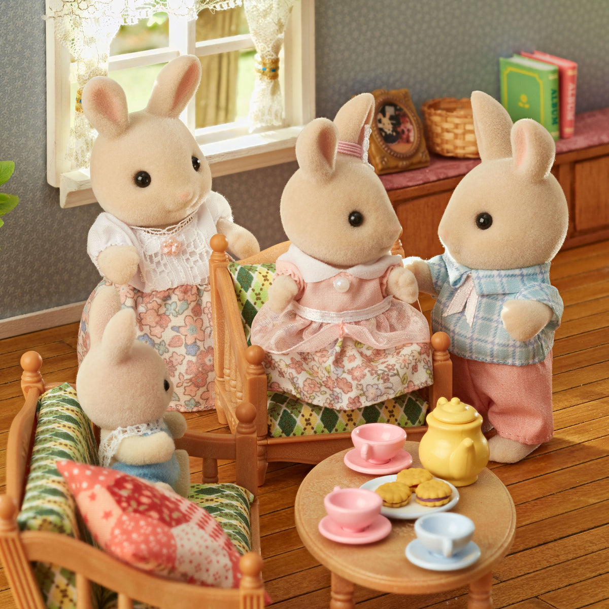 Sylvanian Families Milk Rabbit Family - image 3