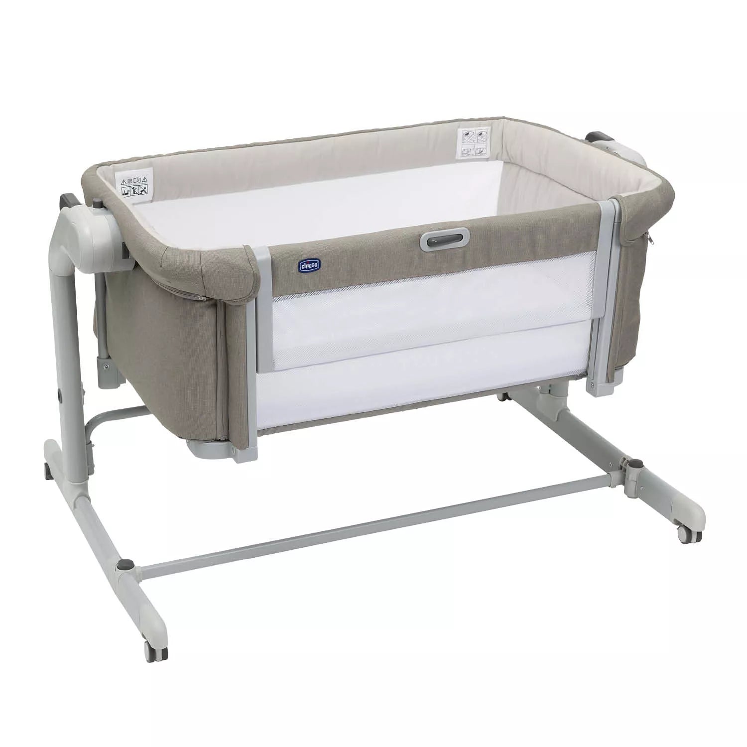 Chicco Next2Me Magic Evo Bedside Crib – Co-Sleeper Crib for Newborns